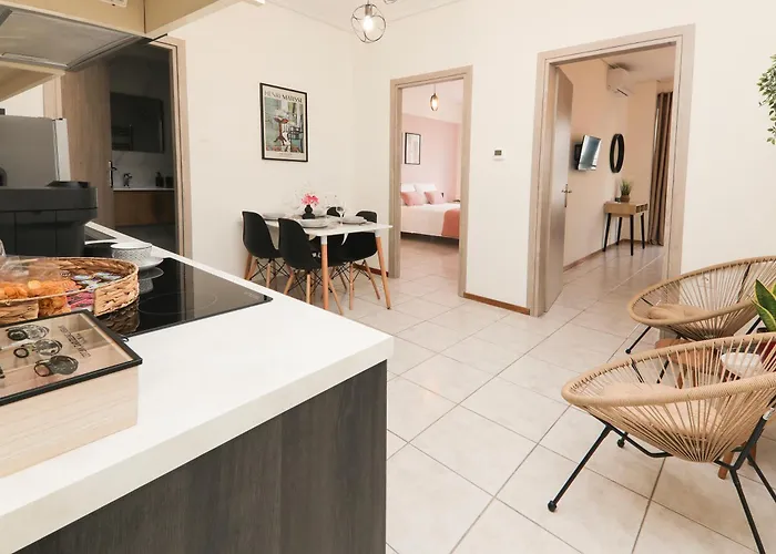 Xenia's Cozy Spot Apartment