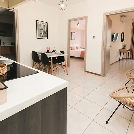 Xenia's Cozy Spot דירה