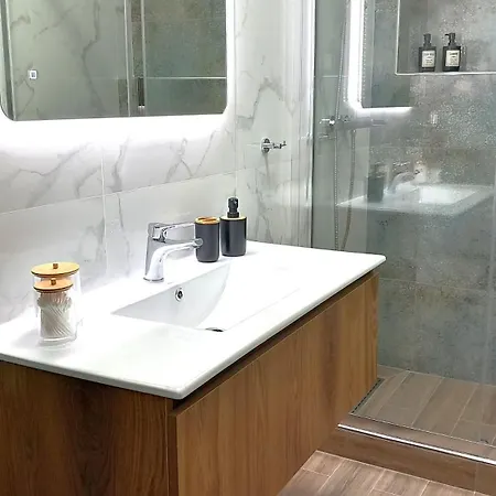 Xenia's Cozy Spot דירה *